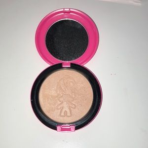 Limited edition Goodluck Trolls highlighter